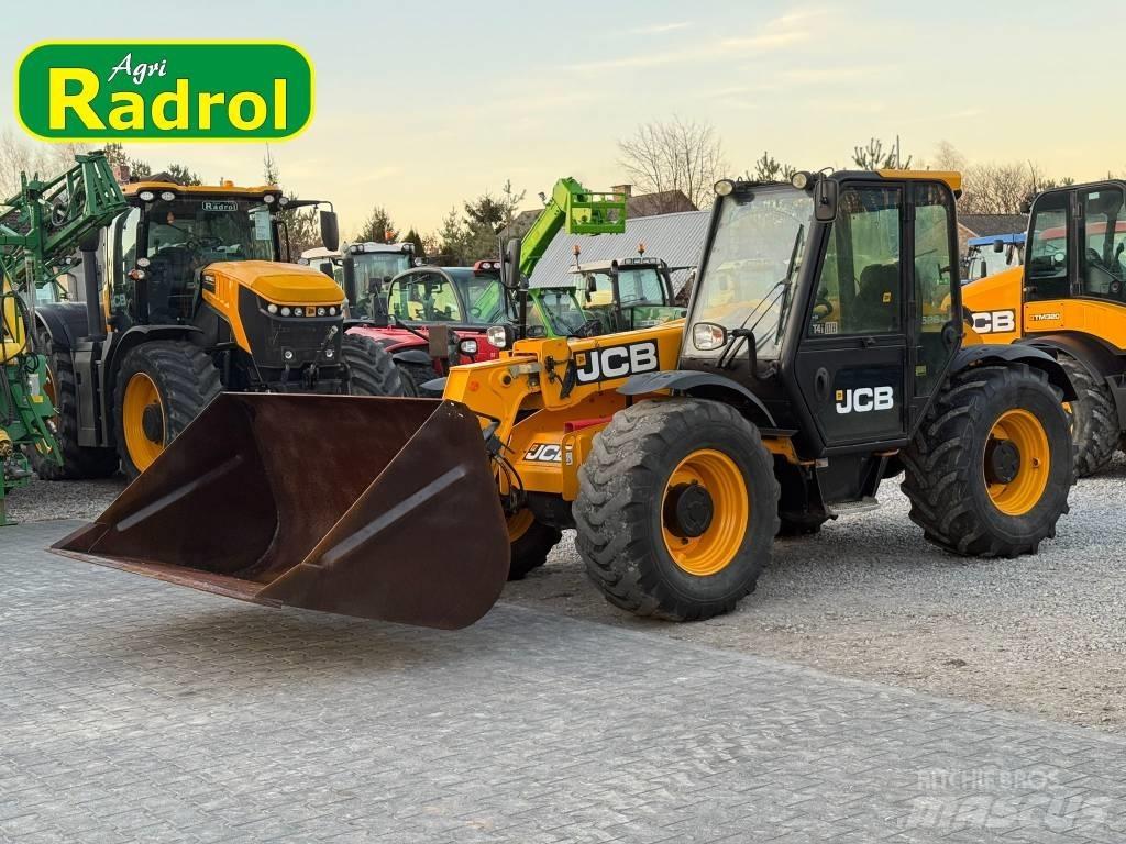 JCB 526-56 Agri Teleskopické kolesové nakladače
