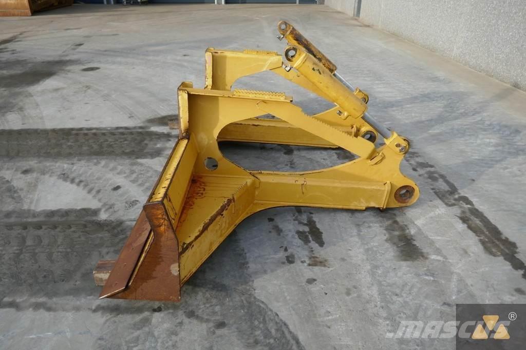 CAT Skidder blade Radlice