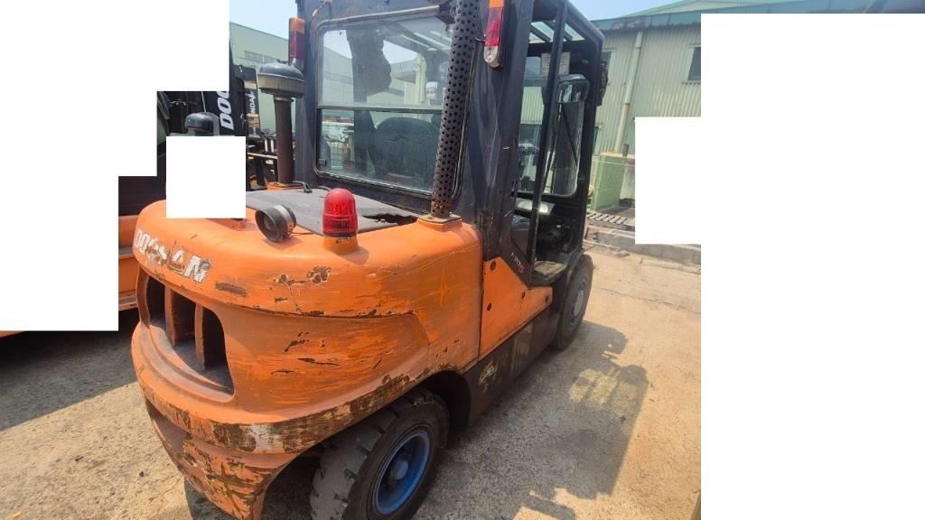Doosan D 35 C-5 Akumulátorové vozíky