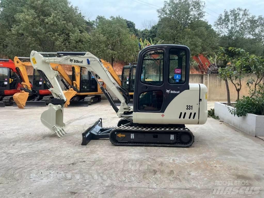 Bobcat 331 Mini rýpadlá < 7t