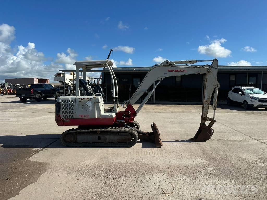 Takeuchi TB 135 Pásové rýpadlá