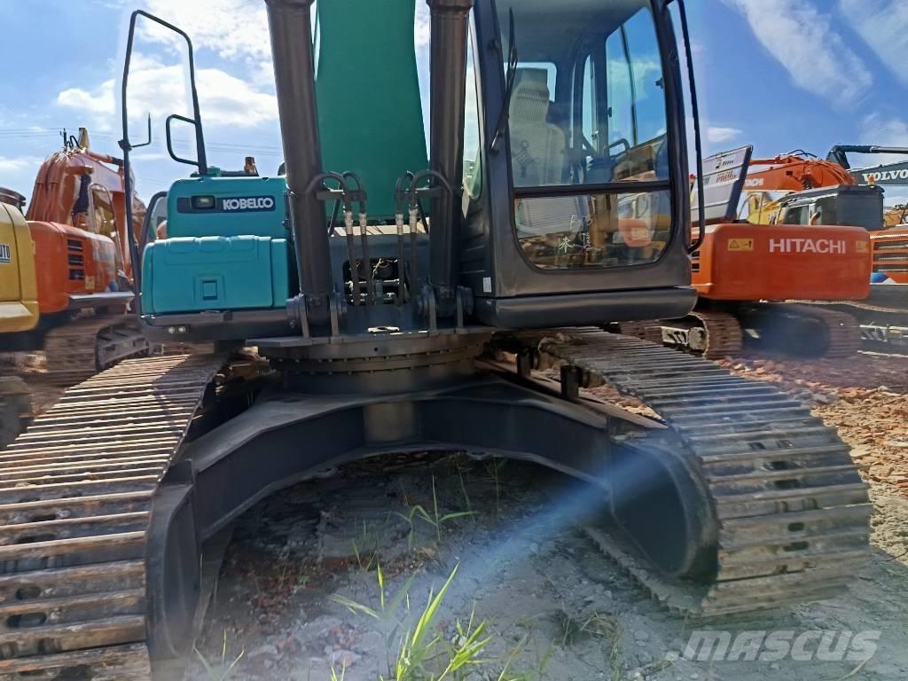 Kobelco SK 210 Pásové rýpadlá