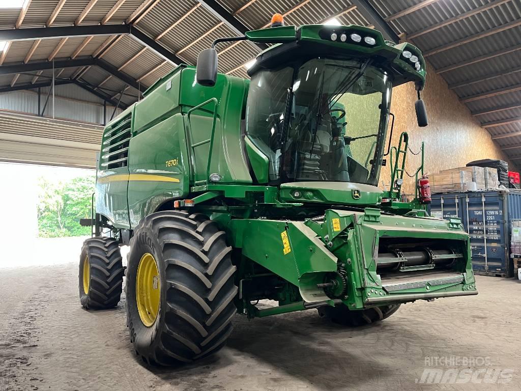 John Deere T670 Kombinované zberacie stroje