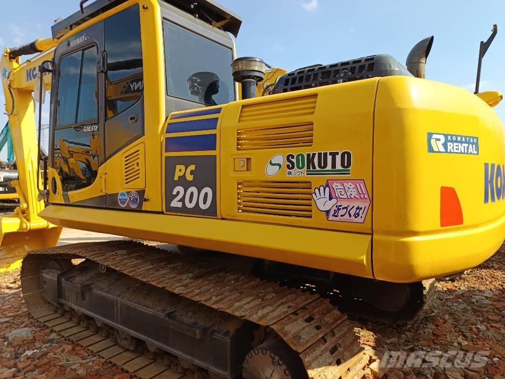 Komatsu PC 200 Pásové rýpadlá