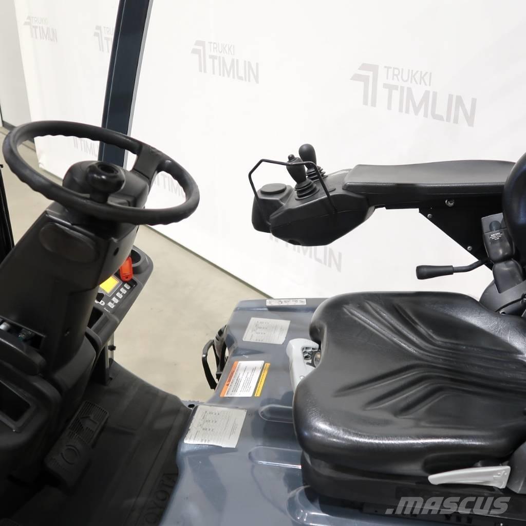 Toyota 8FBM20T Akumulátorové vozíky