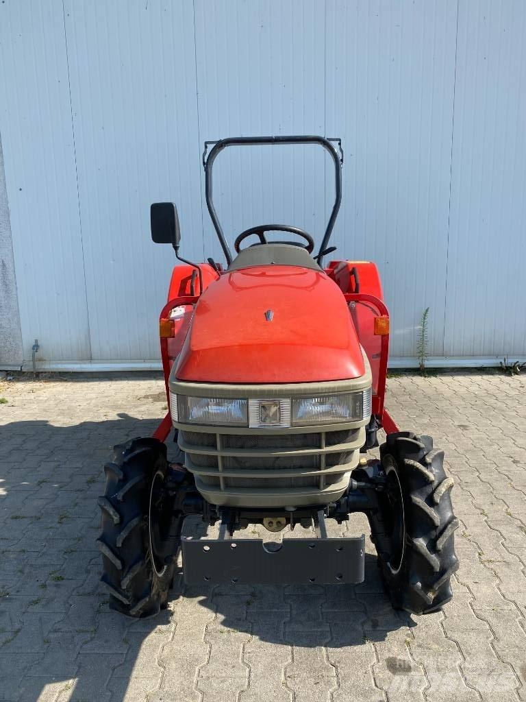 Yanmar AF22 Kompaktné traktory