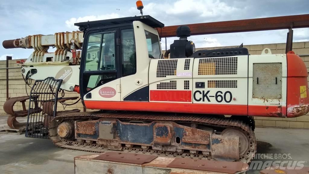 CAT 330C Pásové rýpadlá