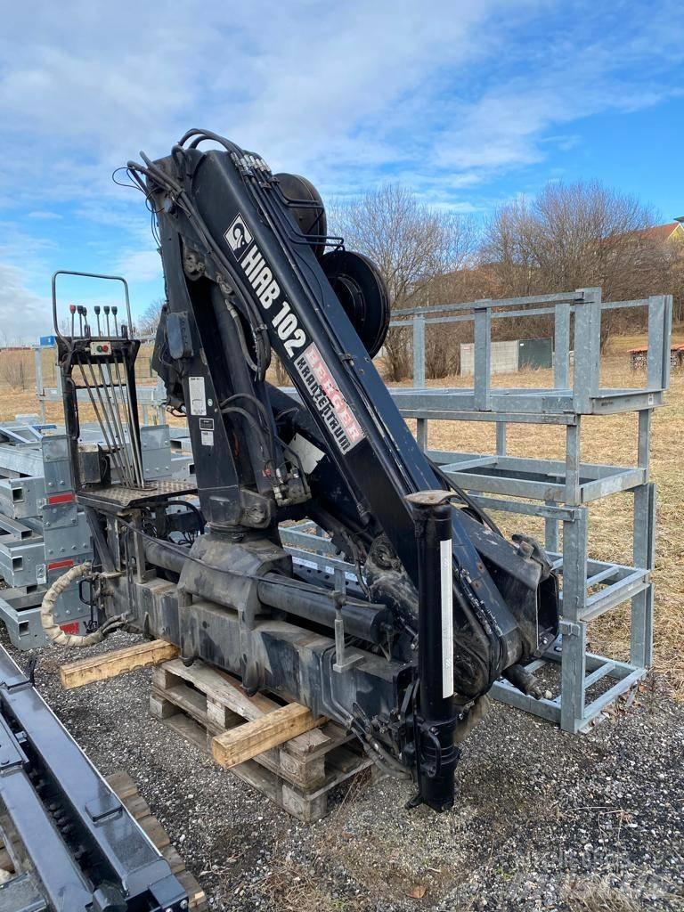 Hiab 102 Nakladacie žeriavy