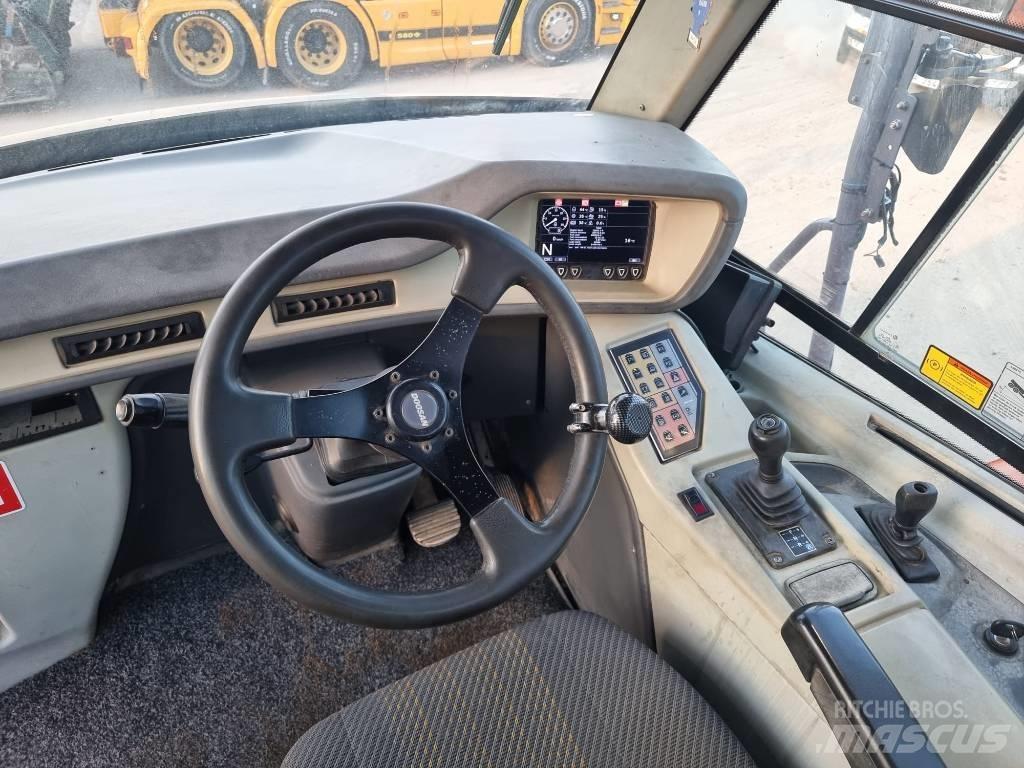 Doosan DA 30 Kĺbové nákladné autá