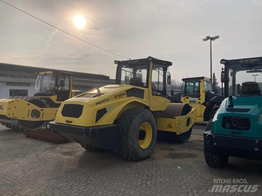 Bomag BW 211 DH-5 Ťahačové valce