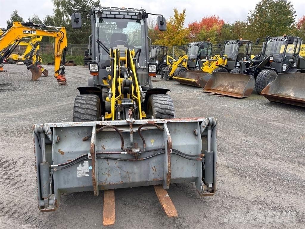 Wacker Neuson WL38 Kolesové nakladače