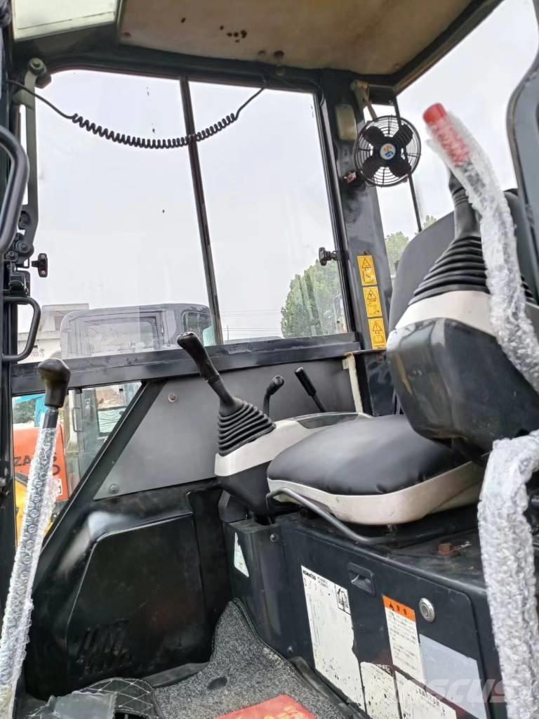 Komatsu PC 30 Mini rýpadlá < 7t