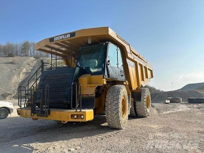 CAT Rebuilt 775F - Stavebné sklápače