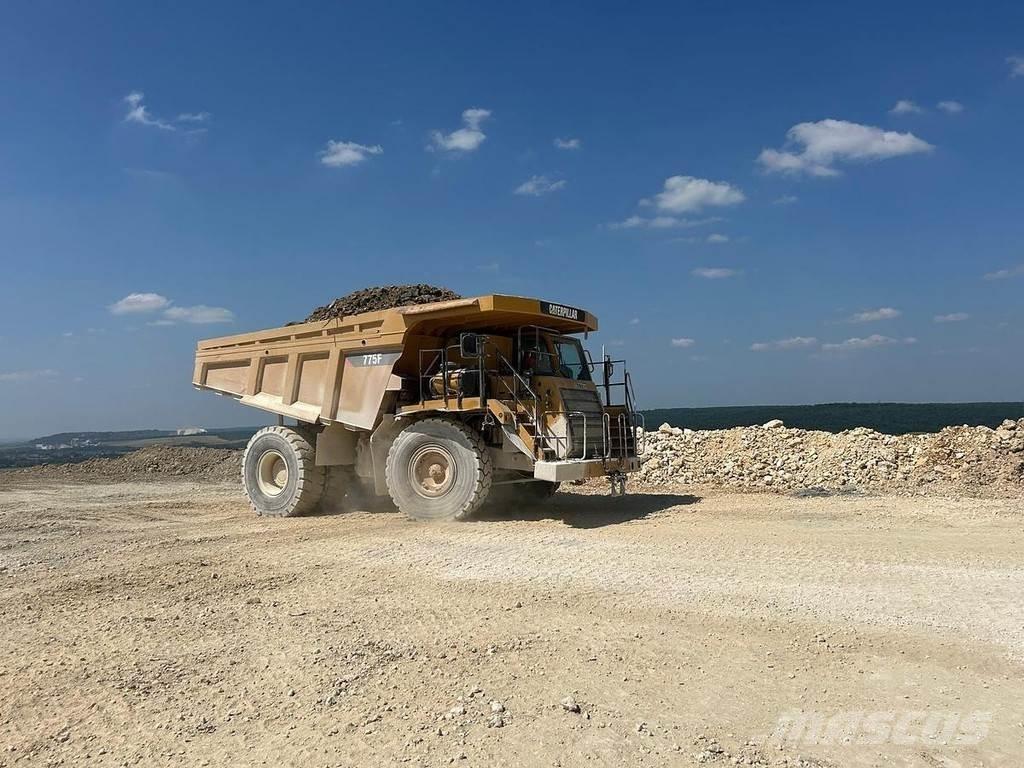 CAT Rebuilt 775F - Stavebné sklápače