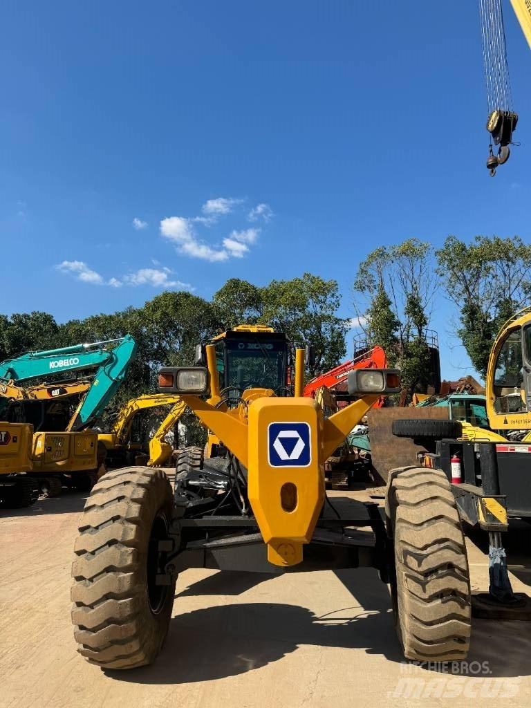 XCMG GR 180 Grejdery