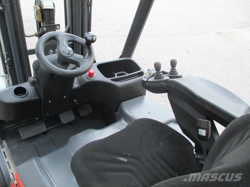 Linde E 18 Akumulátorové vozíky