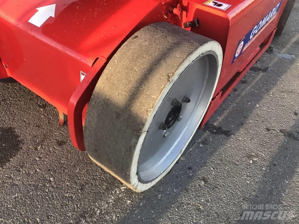 Manitou 120 AET J Kĺbové plošiny
