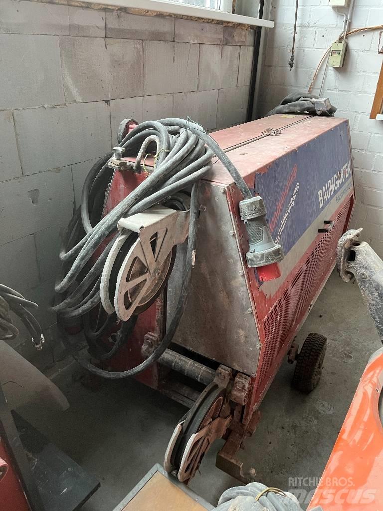 Hilti DSW 3018 E Píly na betón a kameň