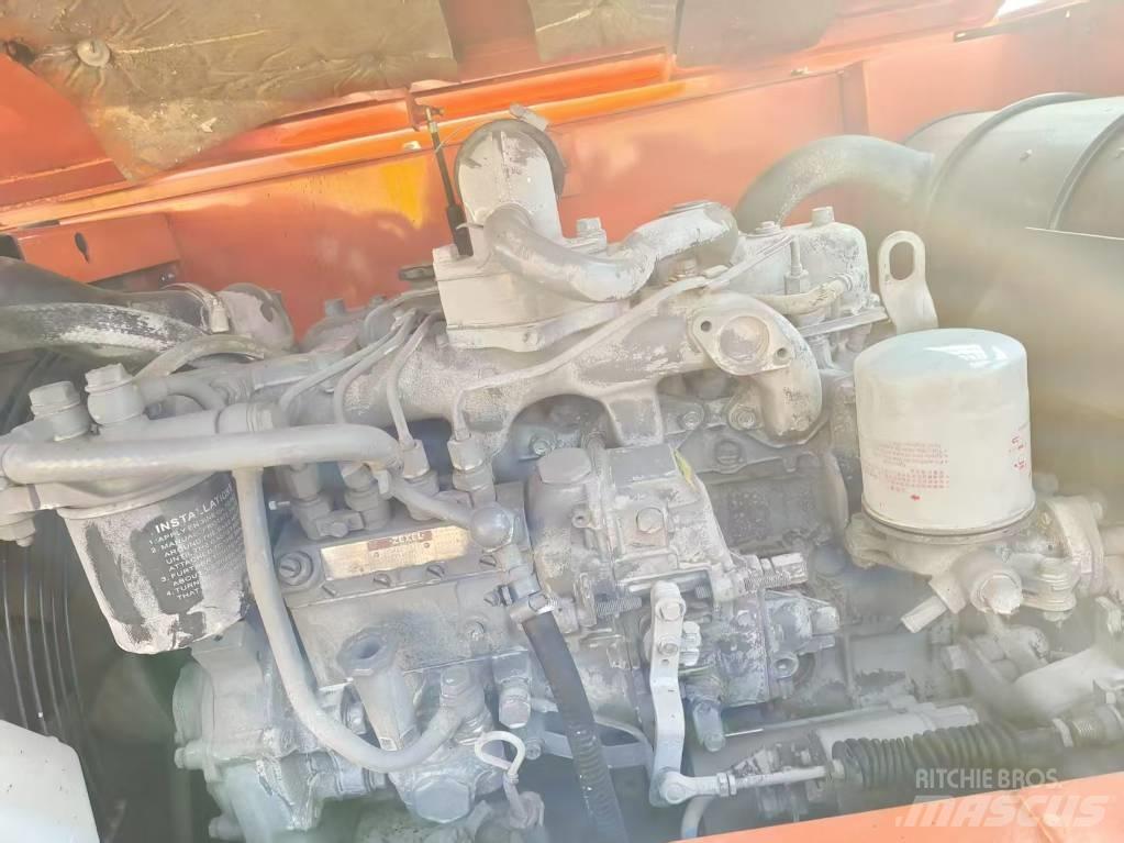 Hitachi ZX 60 Mini rýpadlá < 7t