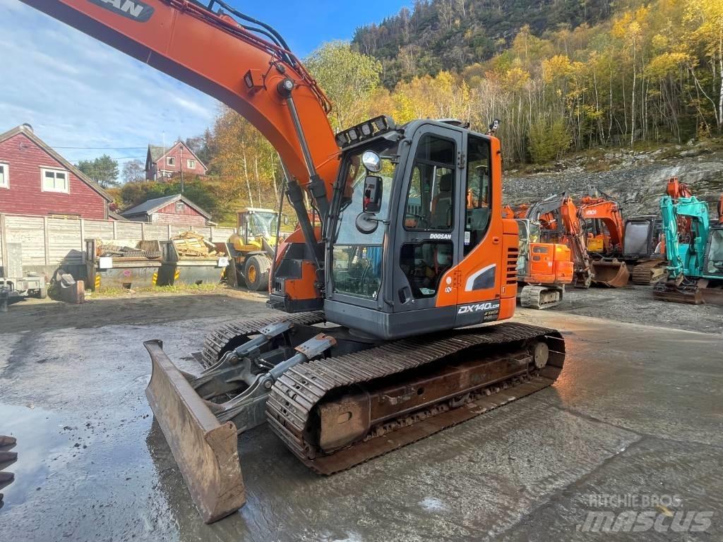 Doosan DX140LCR-5 Pásové rýpadlá