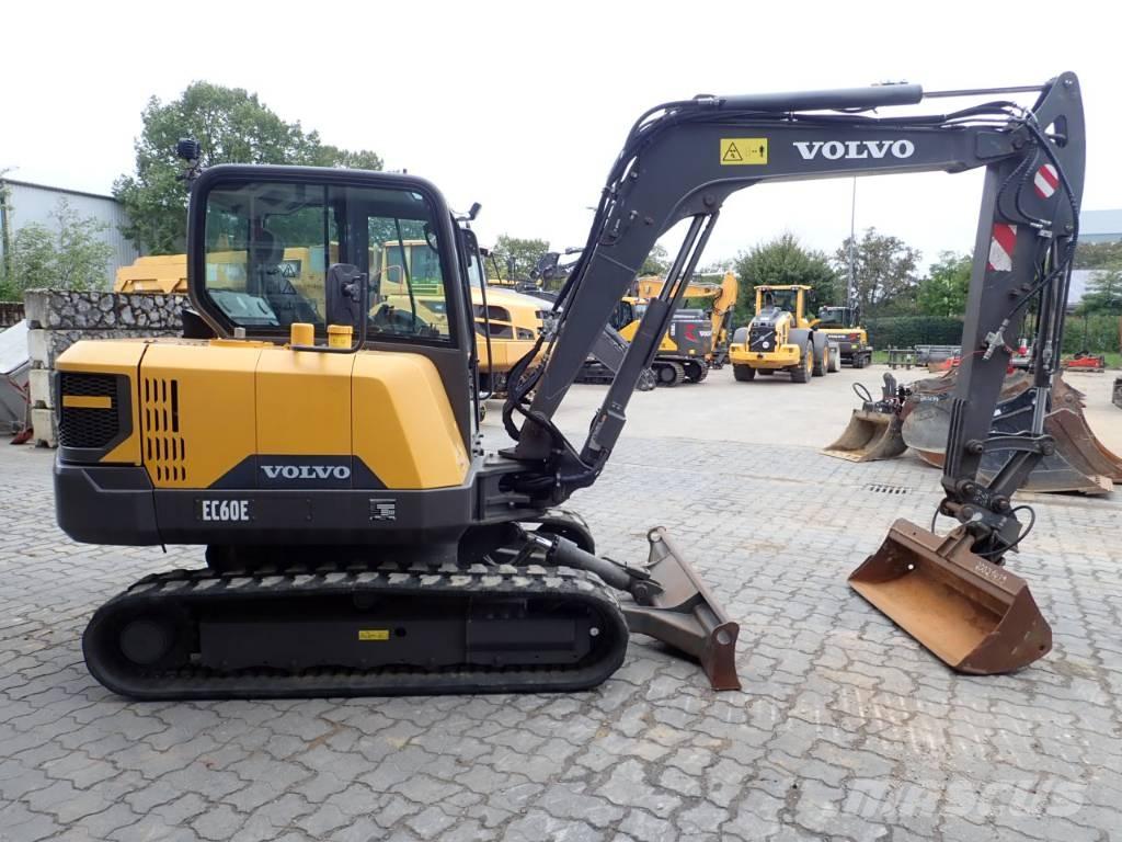 Volvo EC 60 E Midi rýpadlá 7 t - 12 t