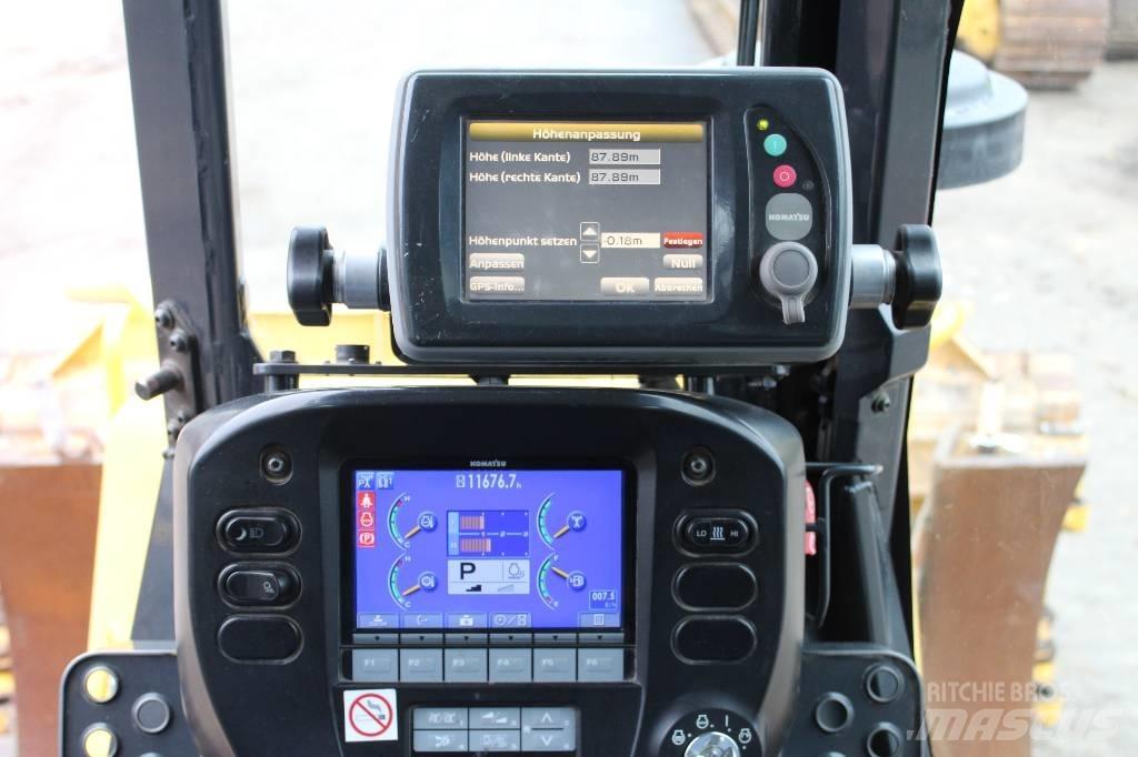 Komatsu D 61 PXI-23 Pásové dozéry