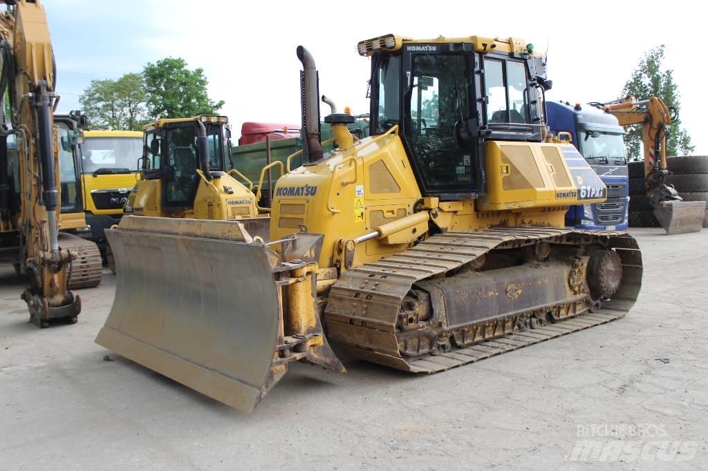 Komatsu D 61 PXI-23 Pásové dozéry