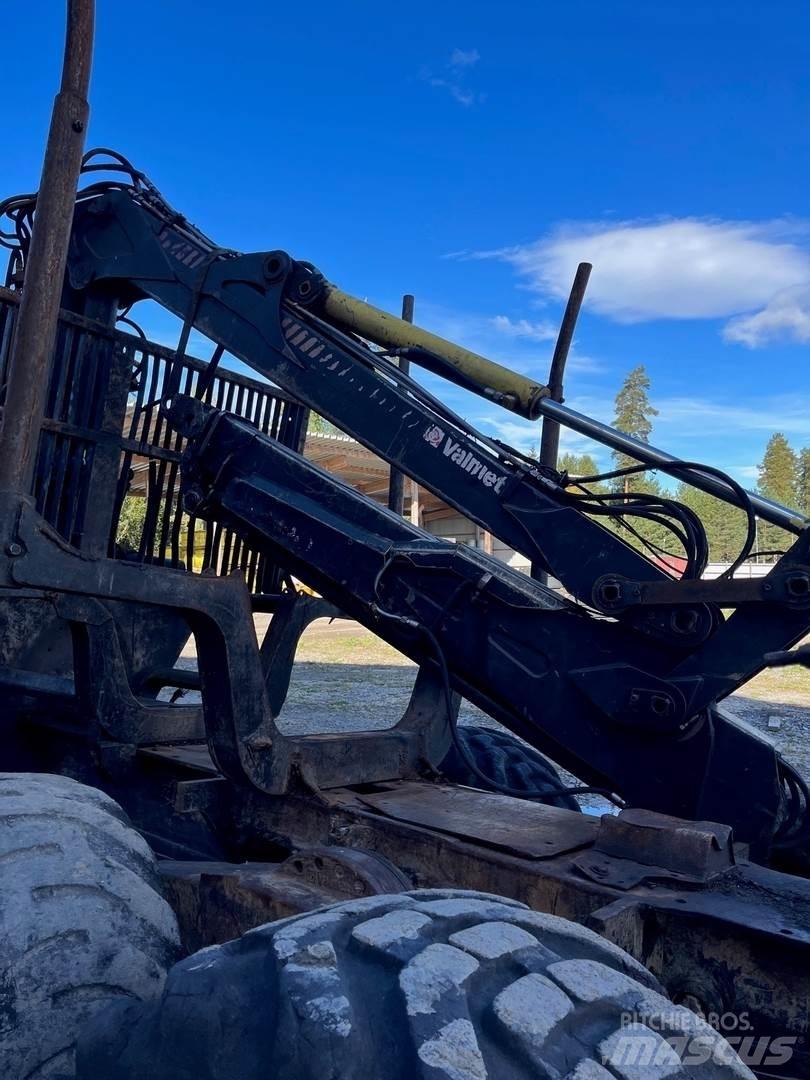 Komatsu 840TX Lesné traktory