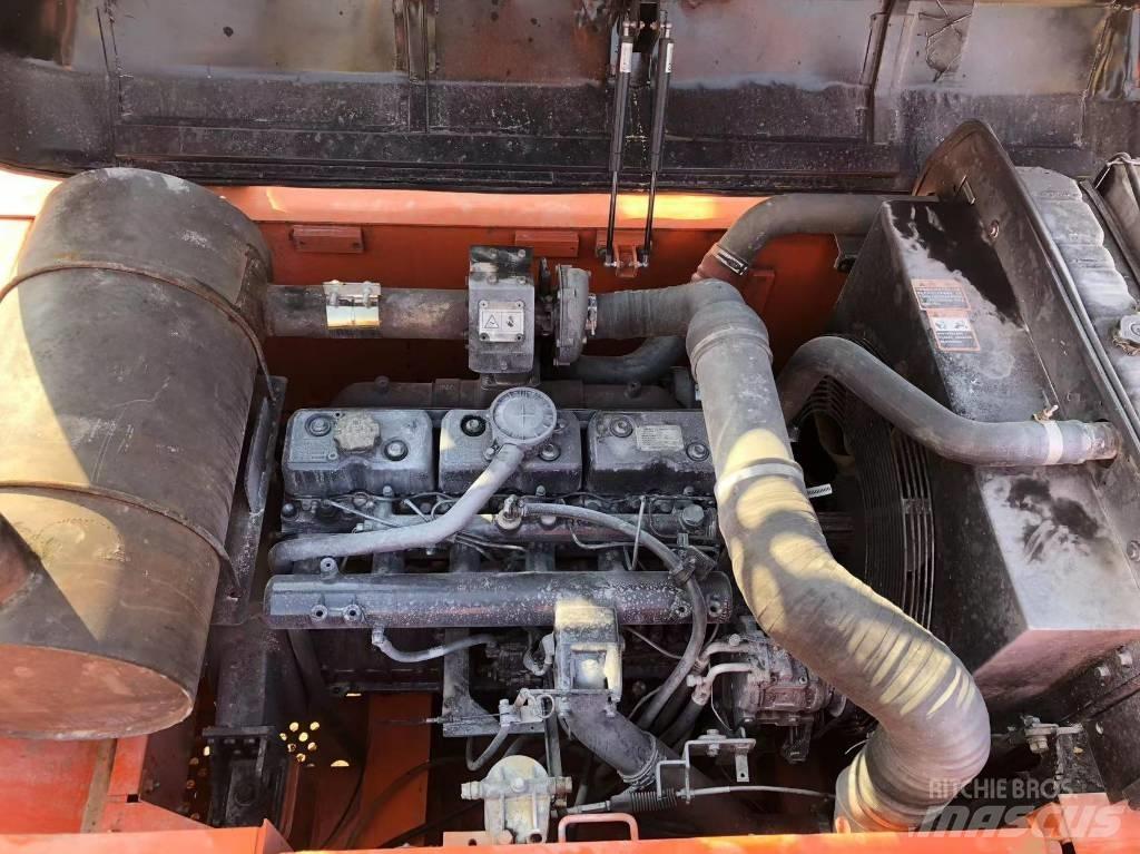 Doosan 300-7 Pásové rýpadlá