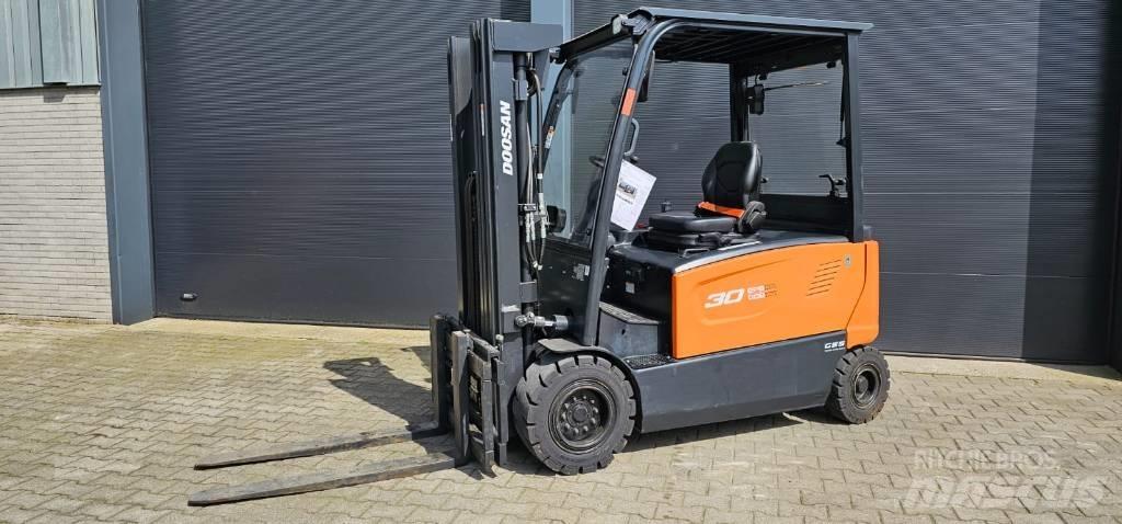 Doosan B 30 X-7 Akumulátorové vozíky