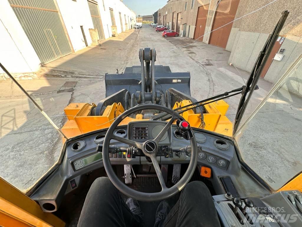 Volvo L 150 Kolesové nakladače