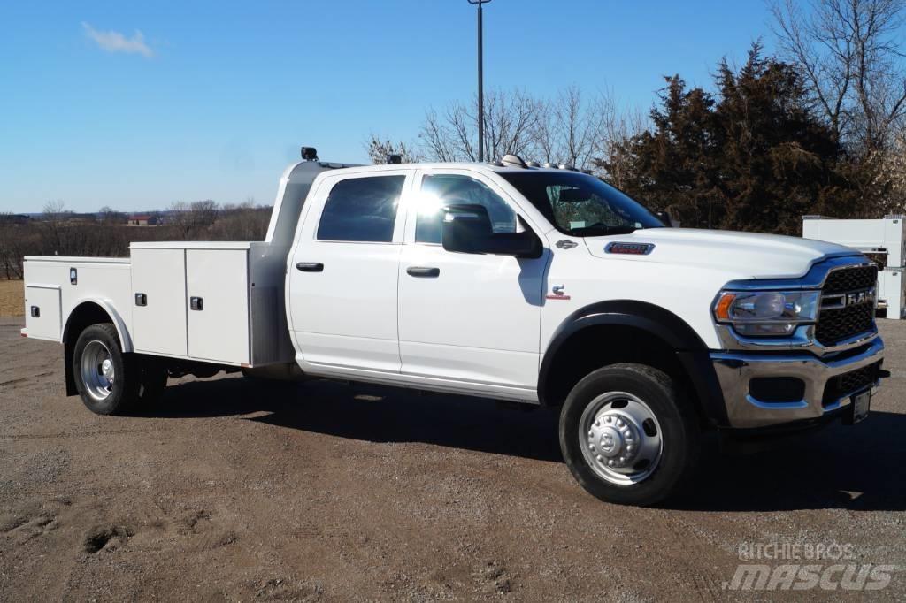 RAM 5500 TRADESMAN Nakladacia/sklápacia bočnica