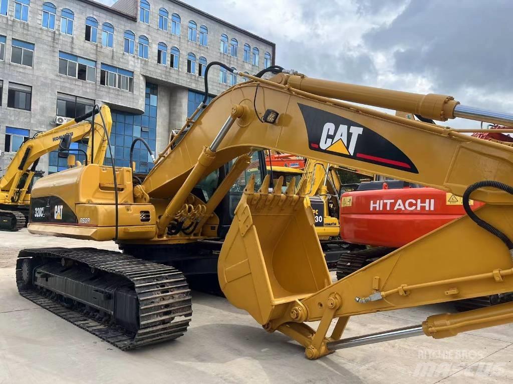 CAT 320 C L Pásové rýpadlá