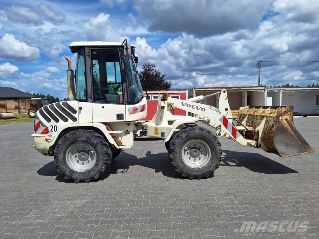Volvo L 30 B Kolesové nakladače