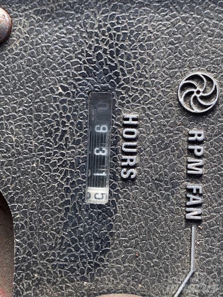 Case IH 1440 Kombinované zberacie stroje