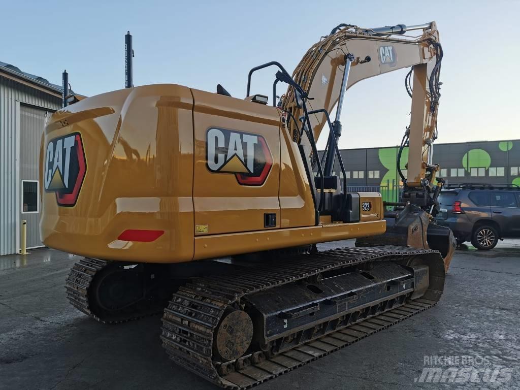 CAT 323 Pásové rýpadlá