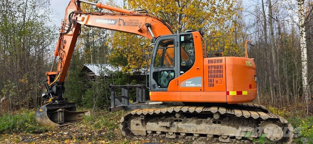 Doosan DX 235 LCR Pásové rýpadlá
