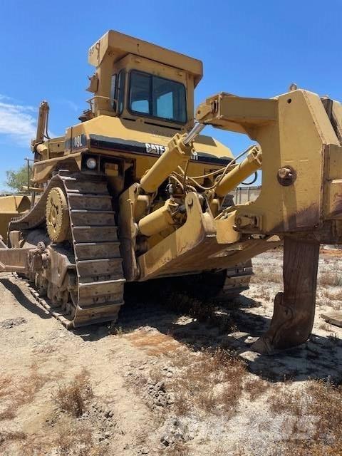 CAT D 9 L Pásové dozéry