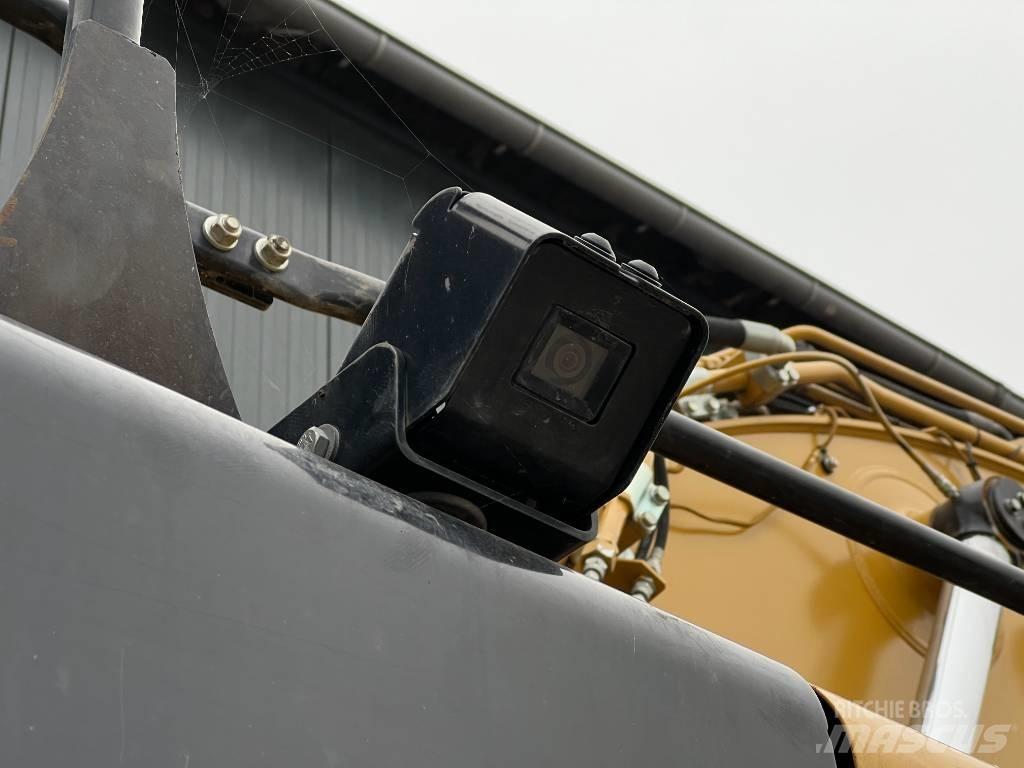 CAT 325F LCR Pásové rýpadlá