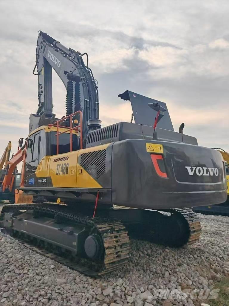 Volvo 480D Pásové rýpadlá