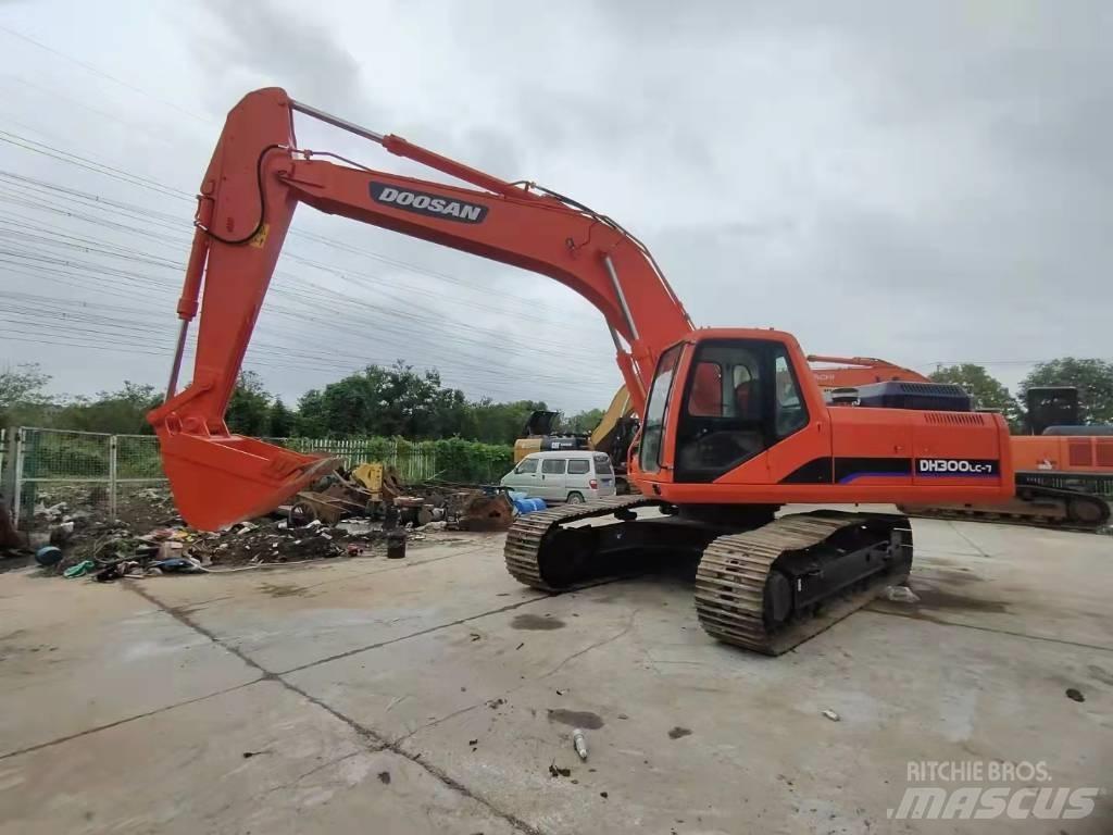 Doosan DH 300 LC-7 Pásové rýpadlá