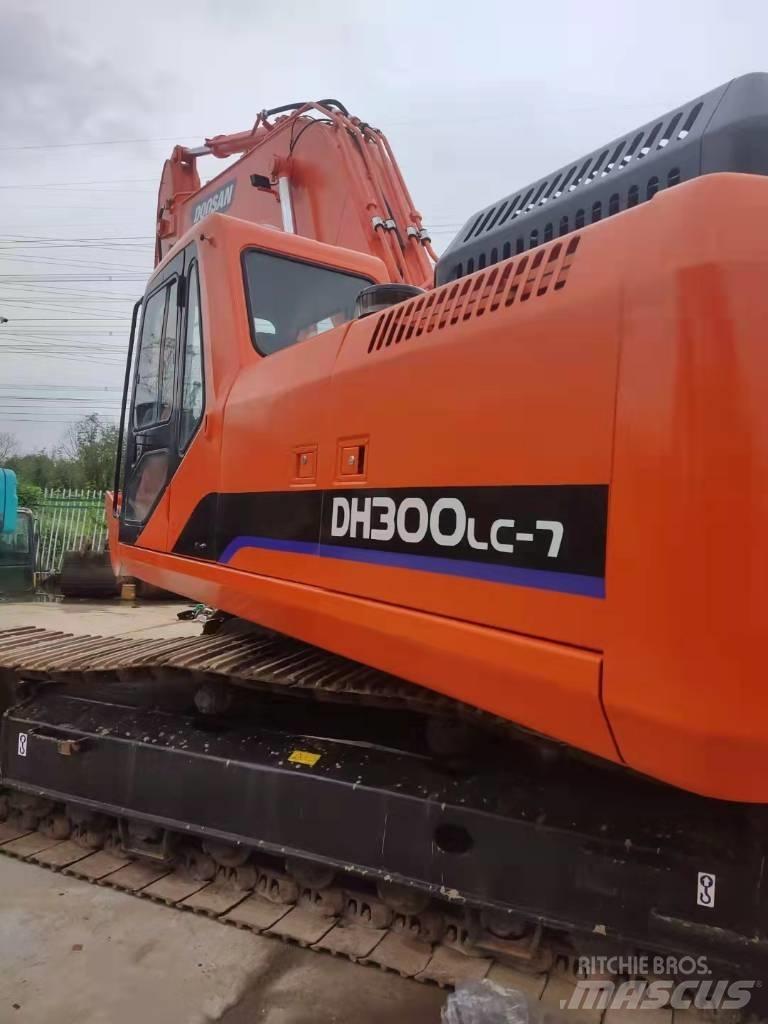 Doosan DH 300 LC-7 Pásové rýpadlá