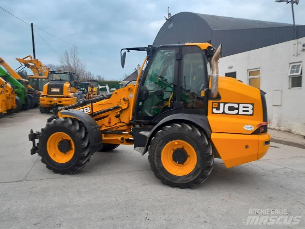 JCB TM 320 S Teleskopické nakladače pre poľnohospodárstvo