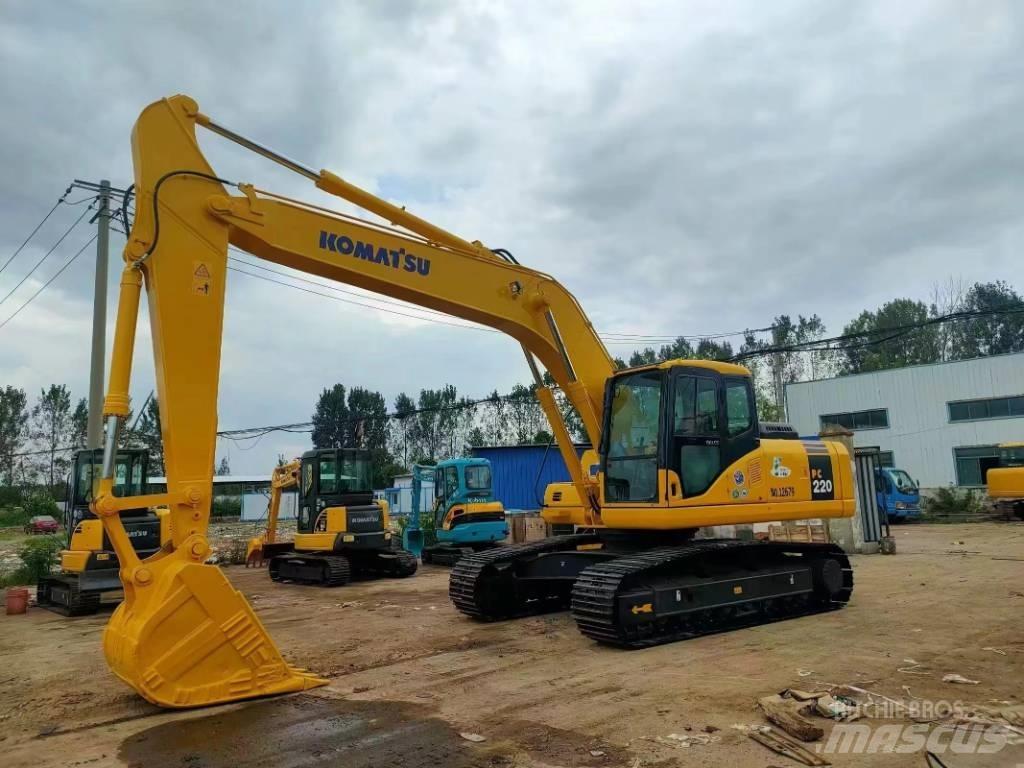 Komatsu PC 220 Pásové rýpadlá