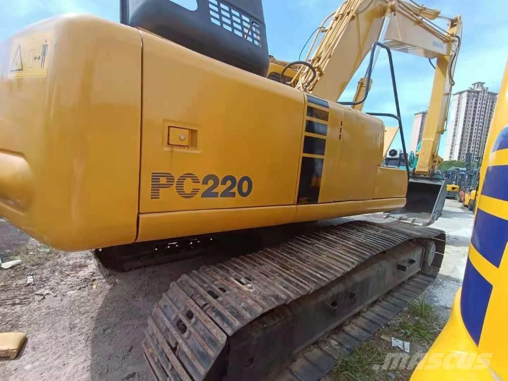 Komatsu PC 220-6 Pásové rýpadlá