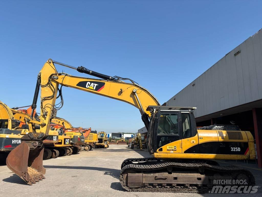 CAT 325 D L Pásové rýpadlá