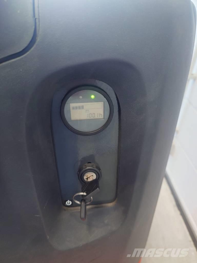 Linde T16P/1151-02 Nízkozdvižný vozík s plošinou
