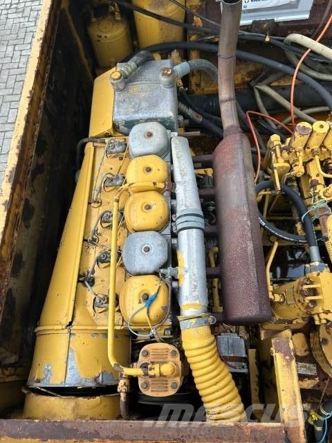 Liebherr A 911 C Kolesové rýpadlá