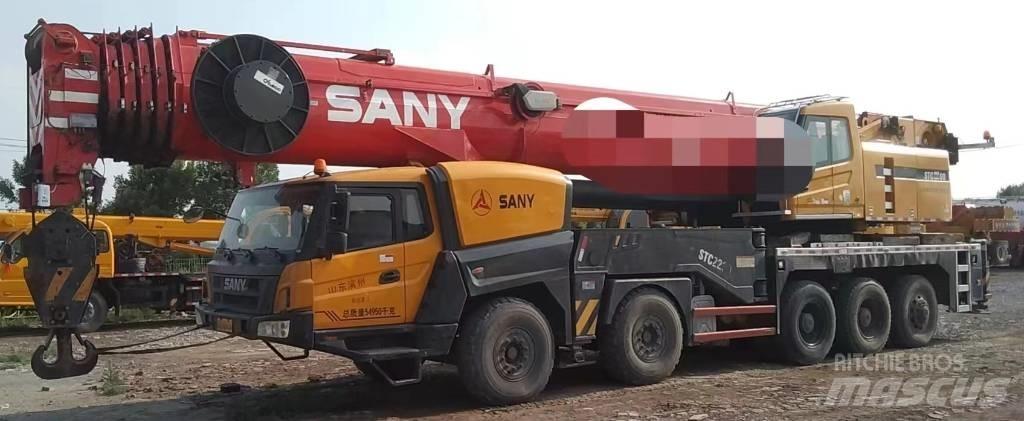 Sany STC1600 Univerzálne terénne žeriavy