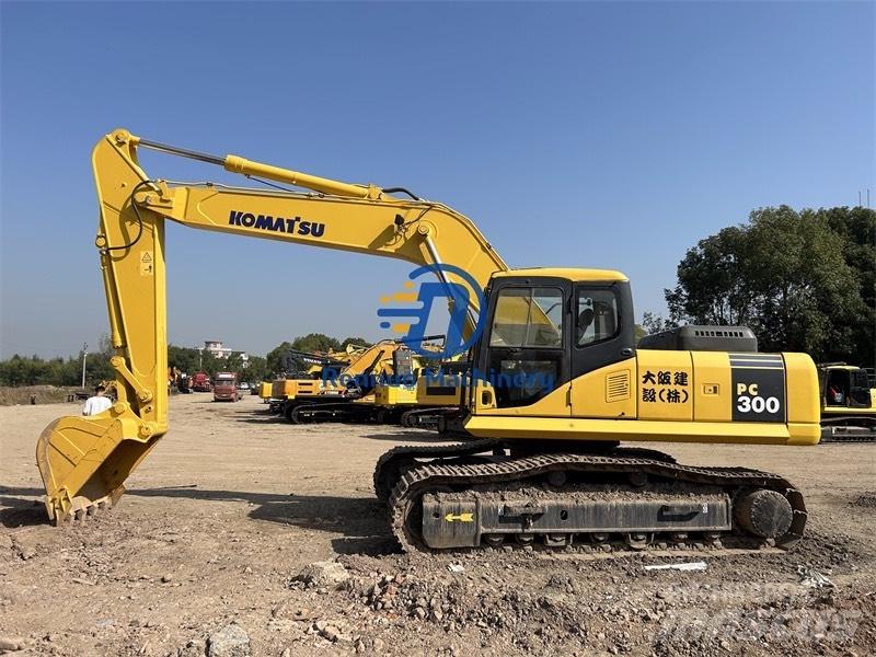 Komatsu PC 300 Pásové rýpadlá